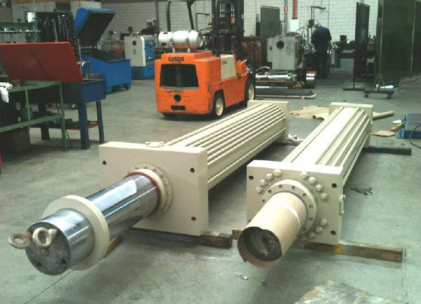 Stenmar - Large hydraulic cylinders