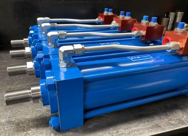 New hydraulic cylinders